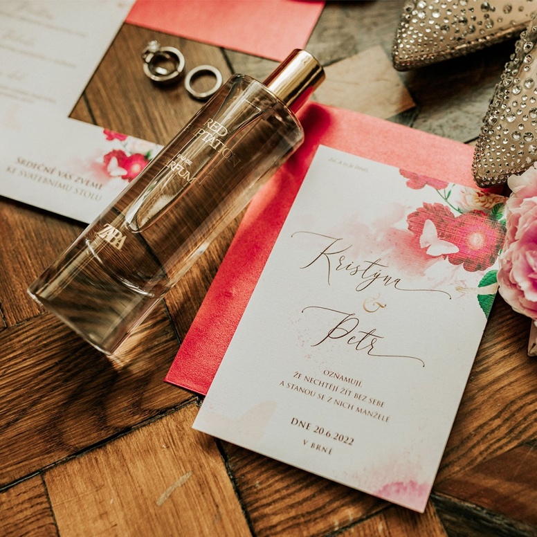 Svatební oznámení 266 - Květy s motýlem